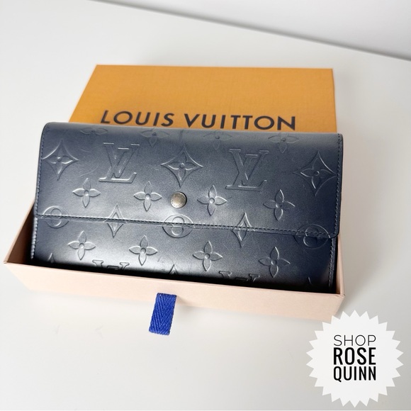 LOUIS VUITTON | All-Inclusive Blue Monogram Matte Tri-Fold Wallet (TH0052) - Picture 1 of 16